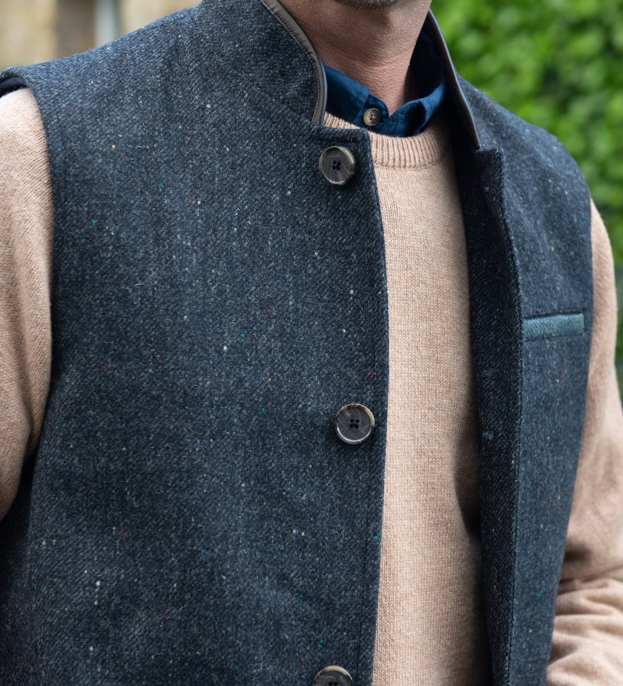 Darzi Shetland Wool Gilet - Dark Blue