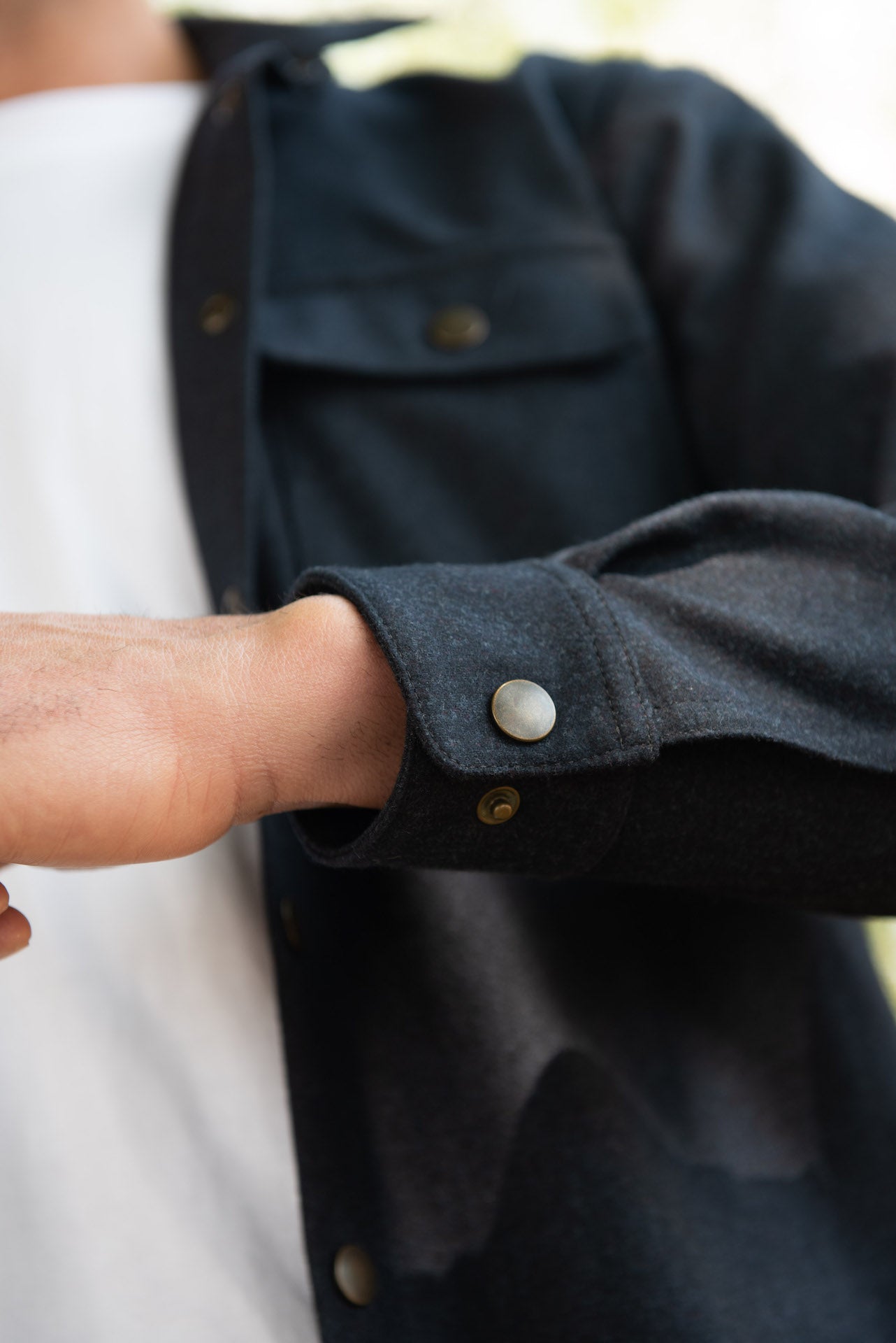 Darzi Wye Overshirt - Navy - Cuff