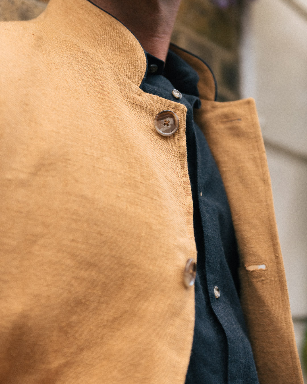 DARZI ALDERNEY LINEN GILET - OCHRE