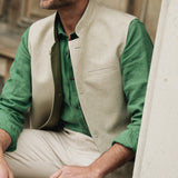 DARZI COMO LINEN WAISTCOAT - LIMESTONE - SEATED 2