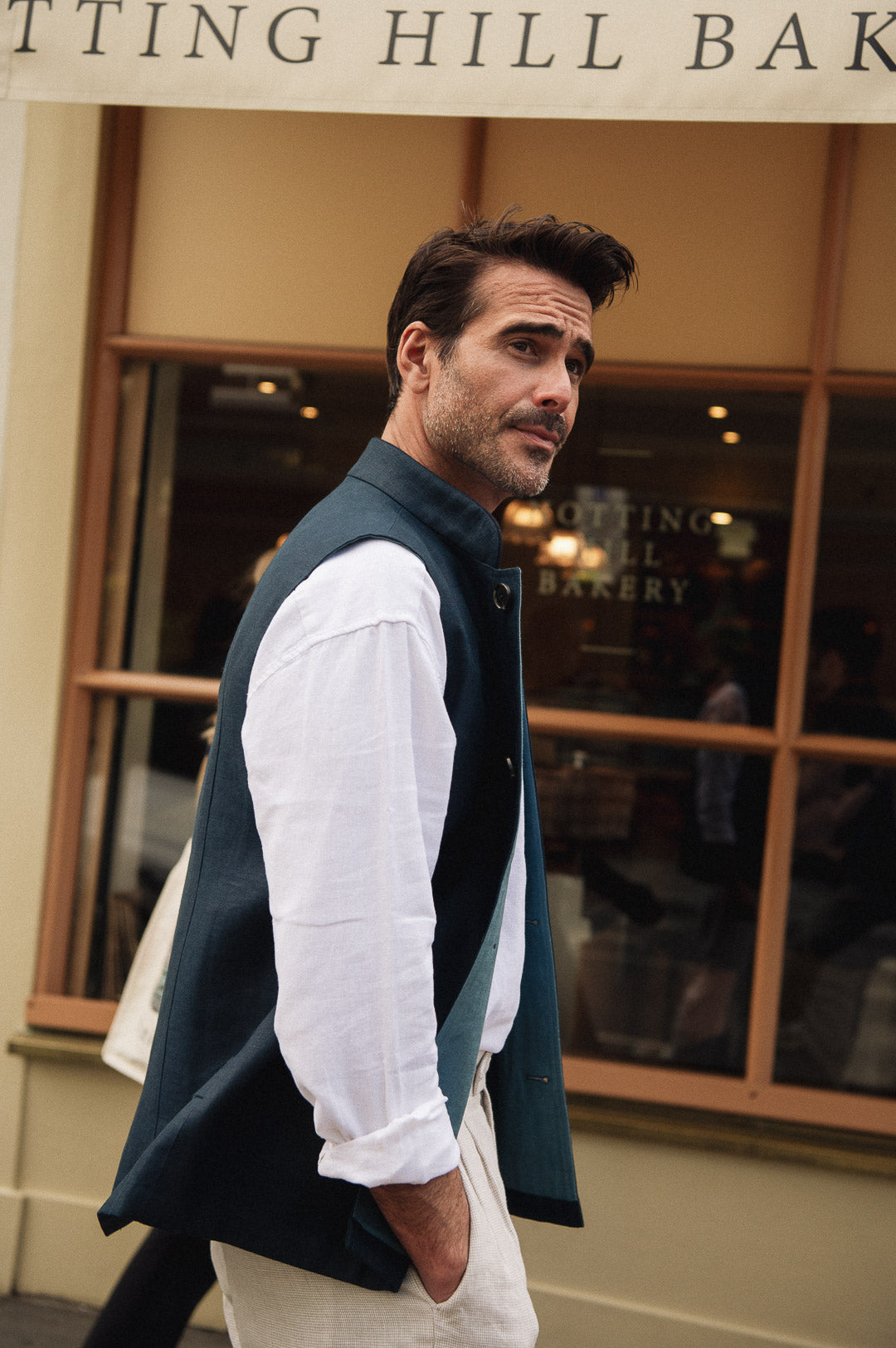 DARZI COMO LINEN NEHRU WAISTCOAT - NAVY - SIDE