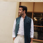 DARZI COMO LINEN NEHRU WAISTCOAT -  NAVY - FRONT