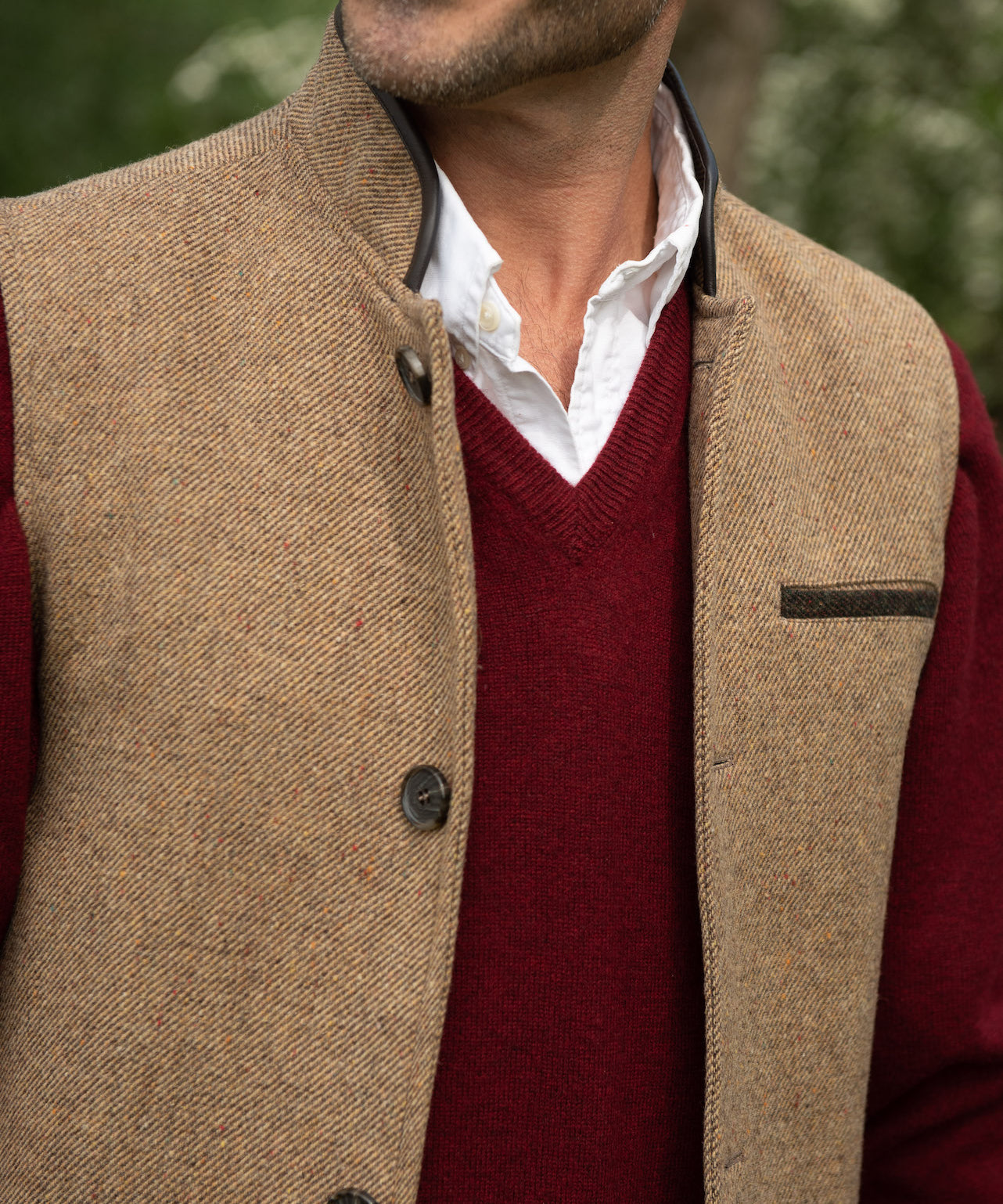 Men's Shetland Wool Darzi gilet in Camel Brown