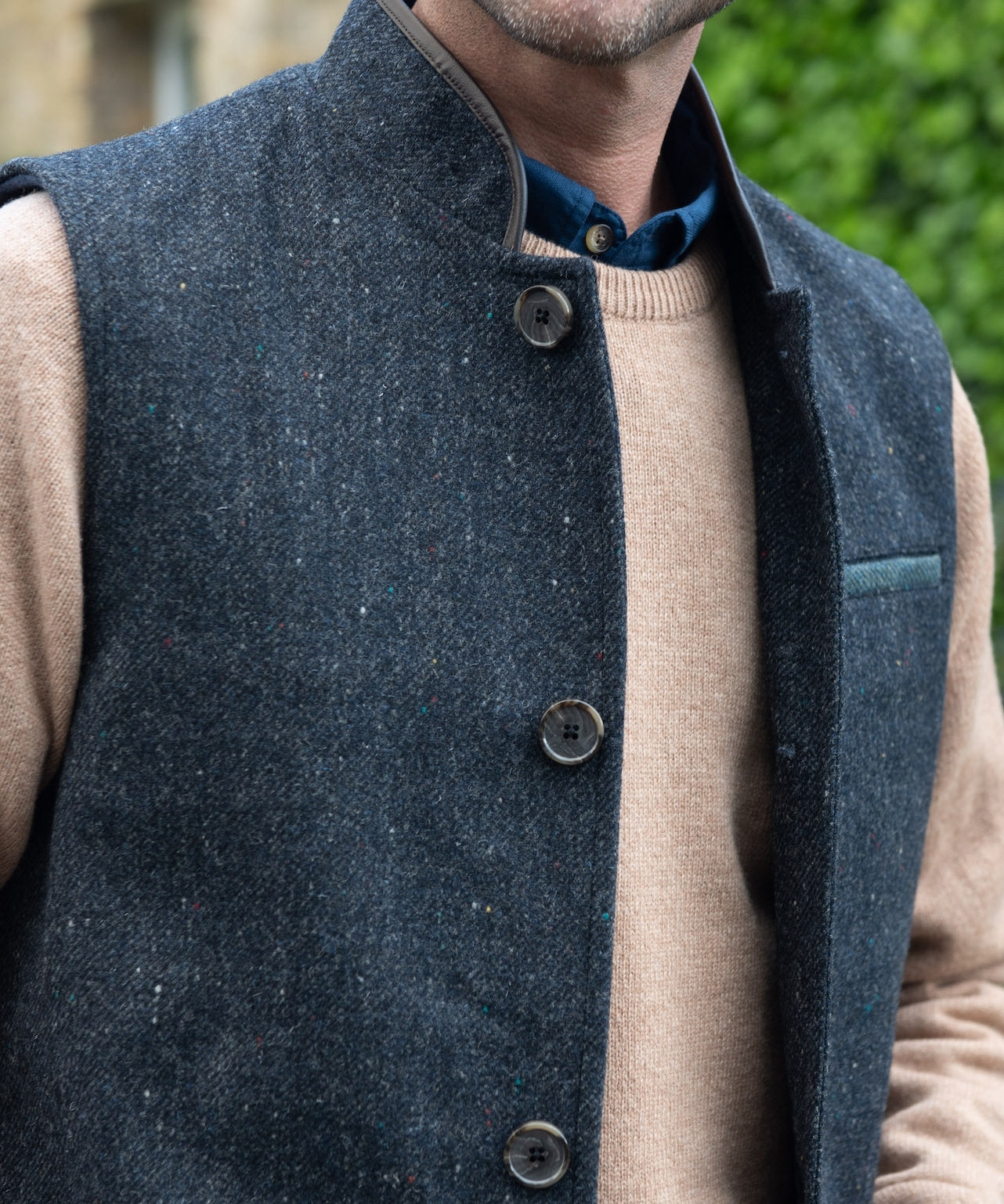 Darzi Shetland Wool Gilet - Dark Blue