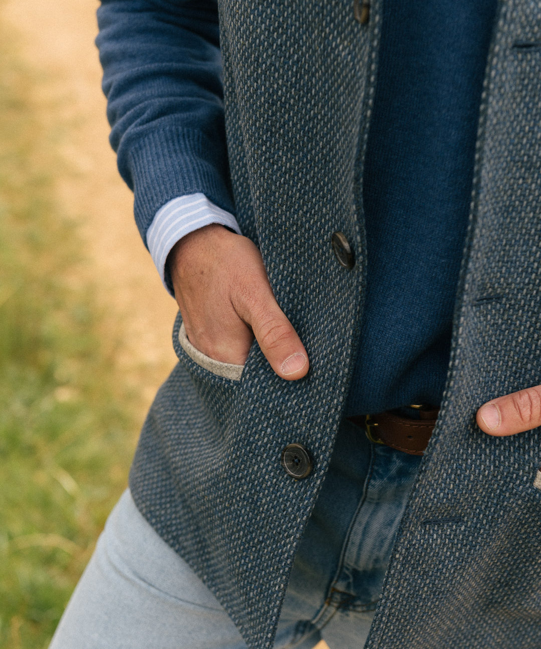Darzi Shetland Ocean Blue gilet - close up