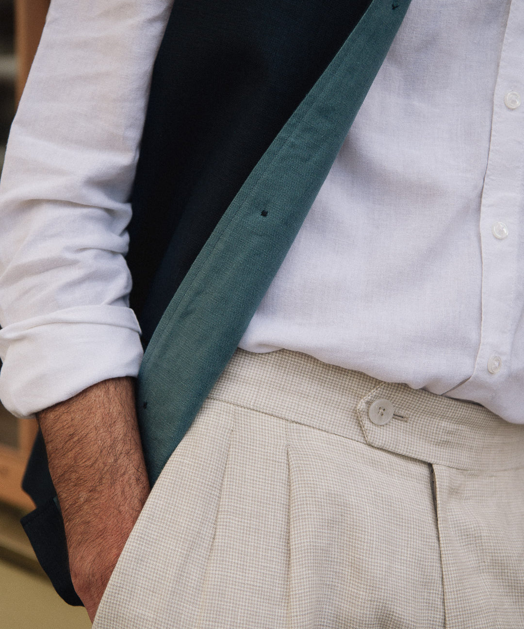 DARZI COMO LINEN NEHRU WAISTCOAT -  NAVY - DETAIL