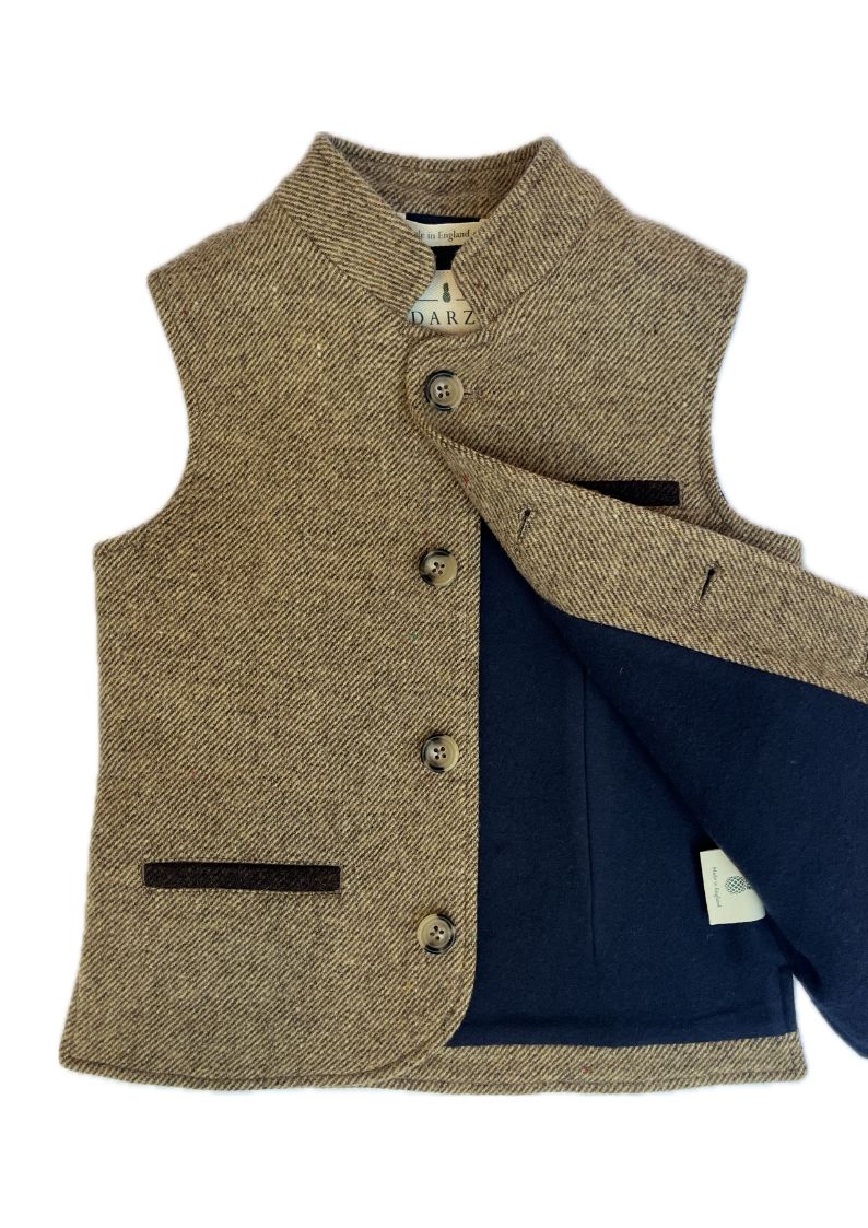 Little Darzi gilet in Camel Brown - open buttons